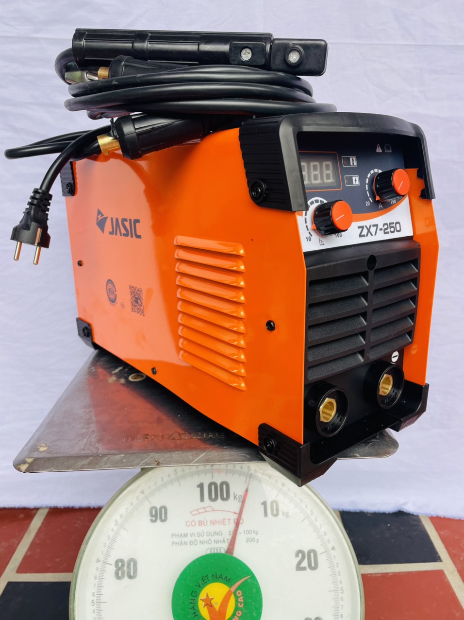 máy hàn điện tử jasic 250 zx7 siêu khỏe