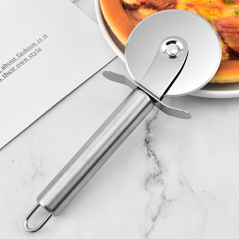 Dụng cụ cắt bánh pizza