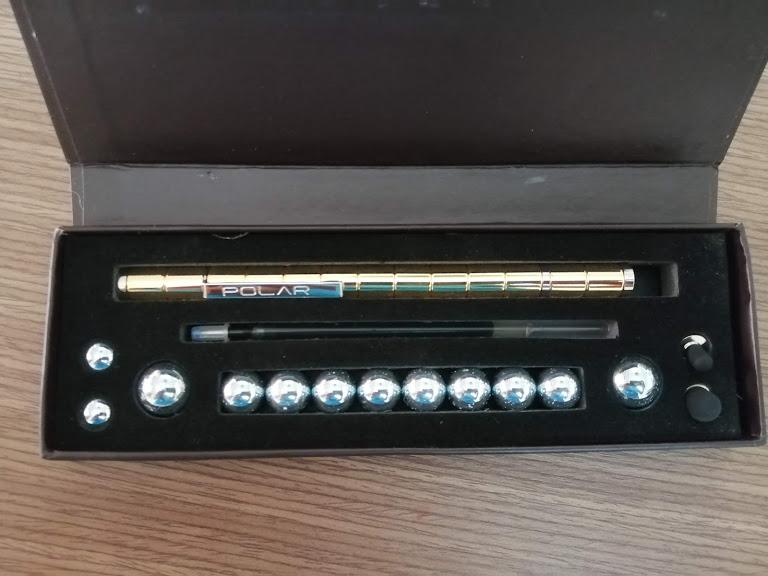 [HCM]bút nam châm polar pen vàng