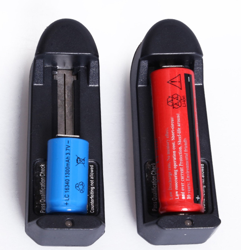 Bộ sạc pin 14500 16340 18650