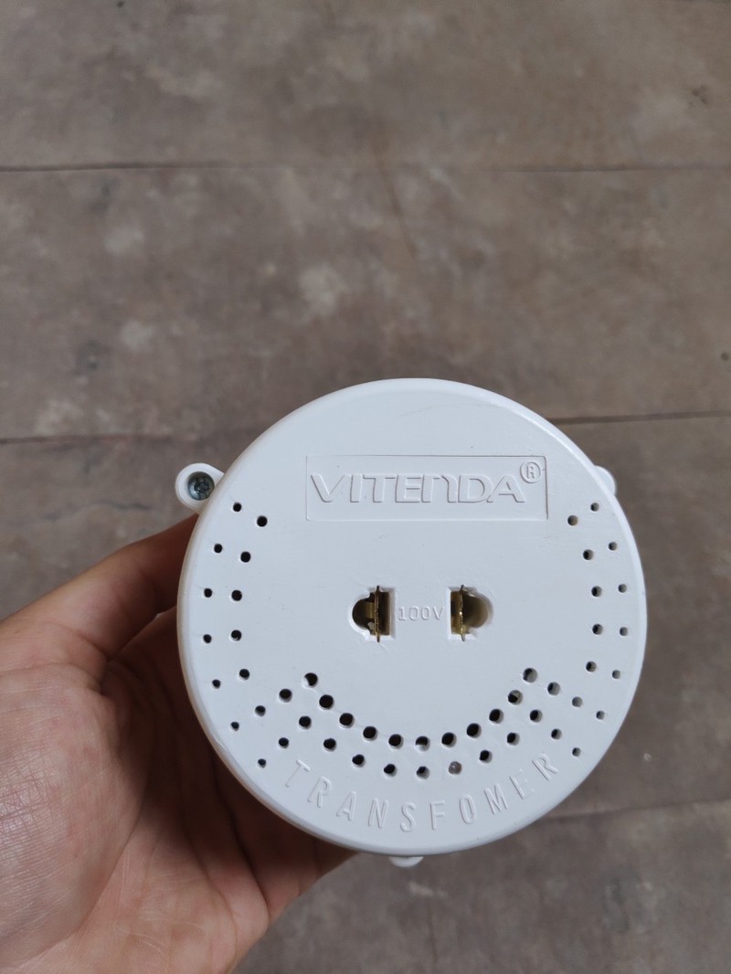 Bộ Đổi Nguồn 220v - 100v Vitenda (Lõi Đồng)