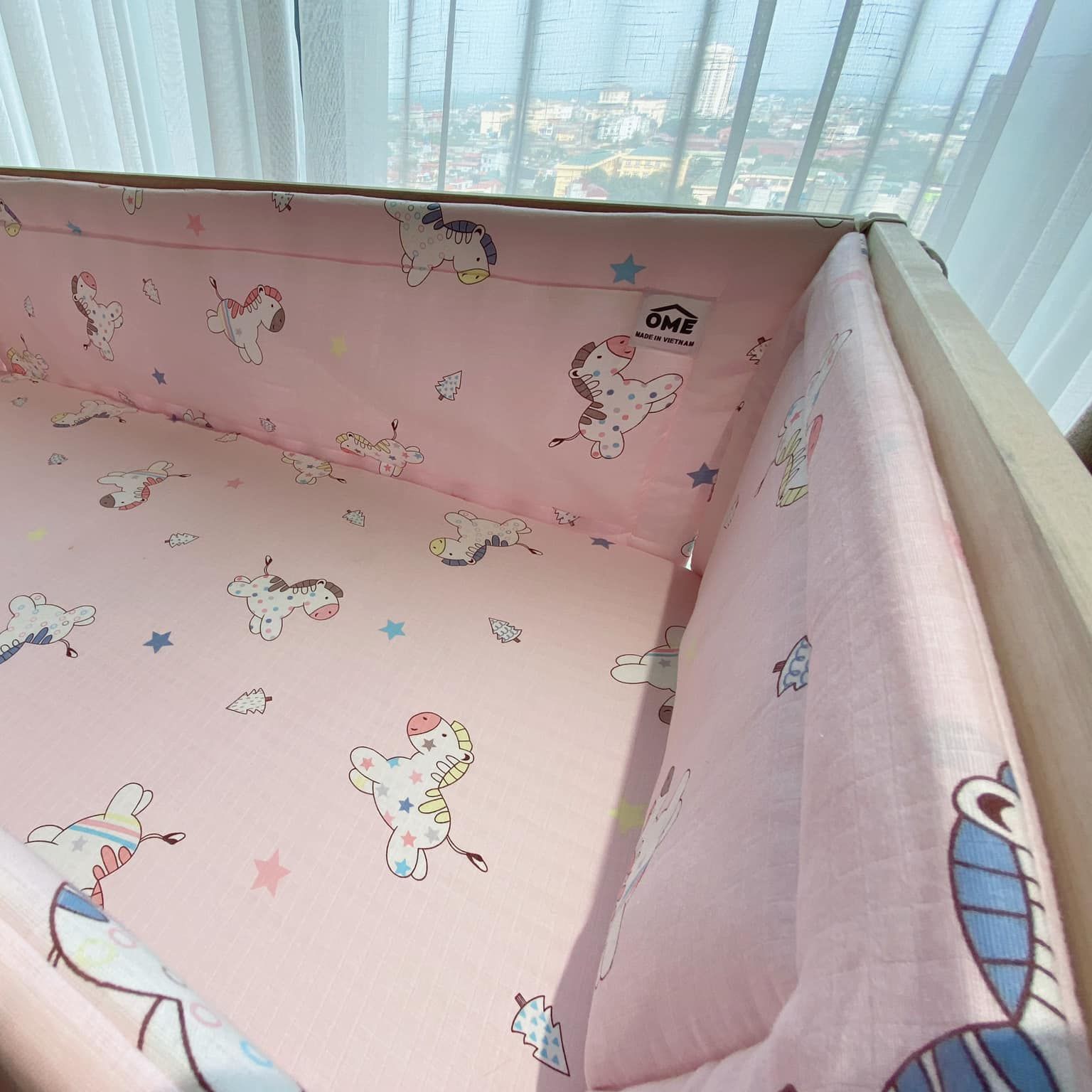 Bộ quây cũi vải kèm ga bọc nệm OME