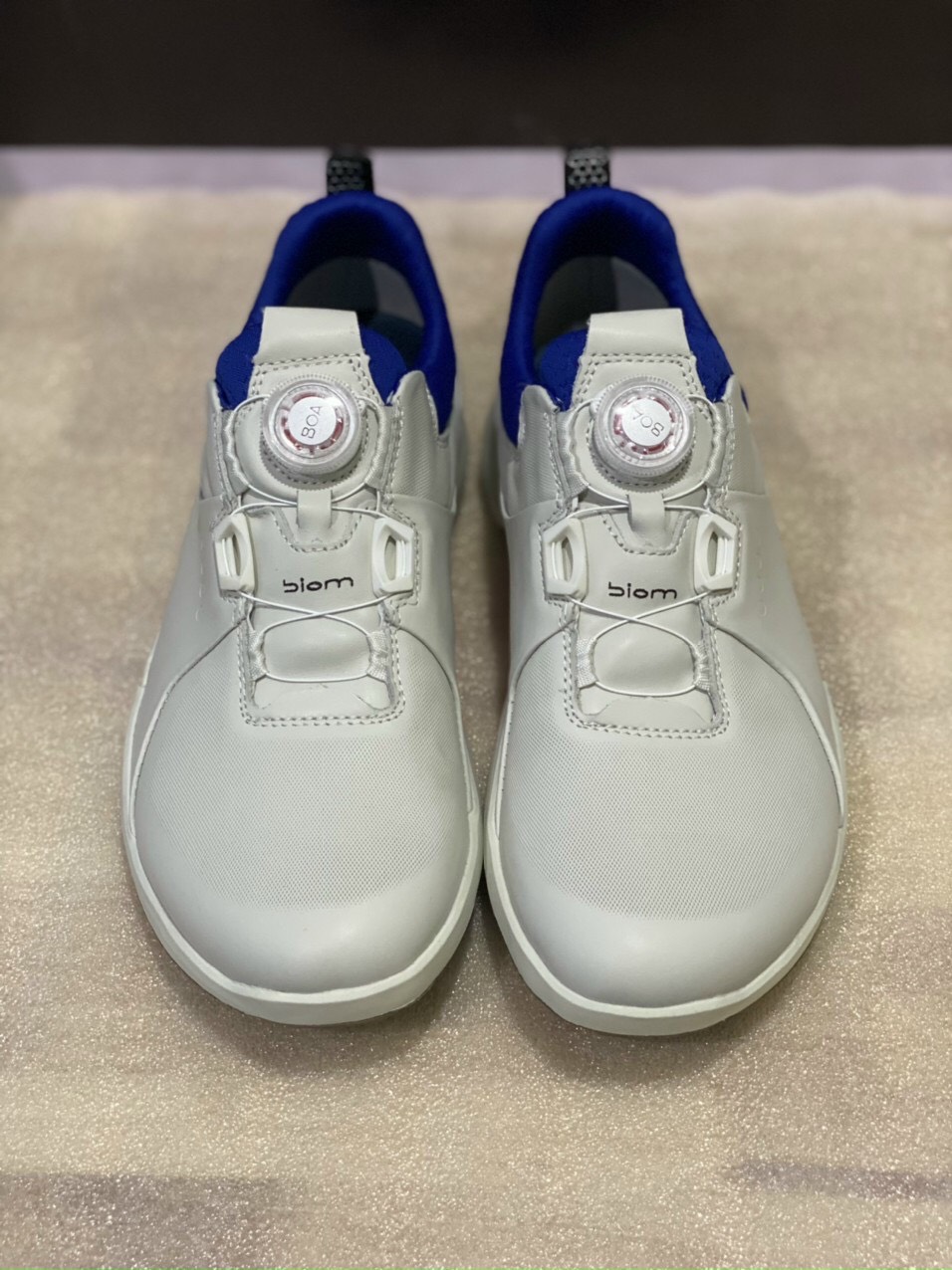 Giày Golf Ecco  Biom H4 Boa - nút vặn tiện lợi .