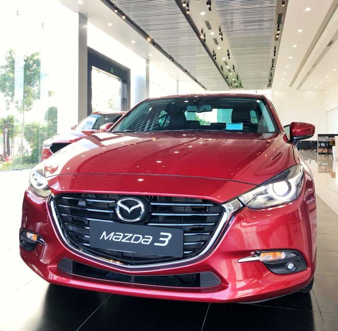 Ốp đèn gầm Mazda 3 đời 2017-2018-2019