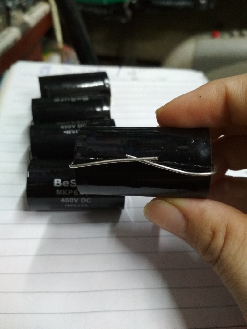Tụ Loa Phân Tần Besua 6-8m - 400V zin