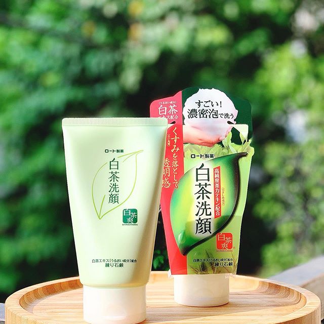 Sữa rửa mặt trà xanh matcha nhật