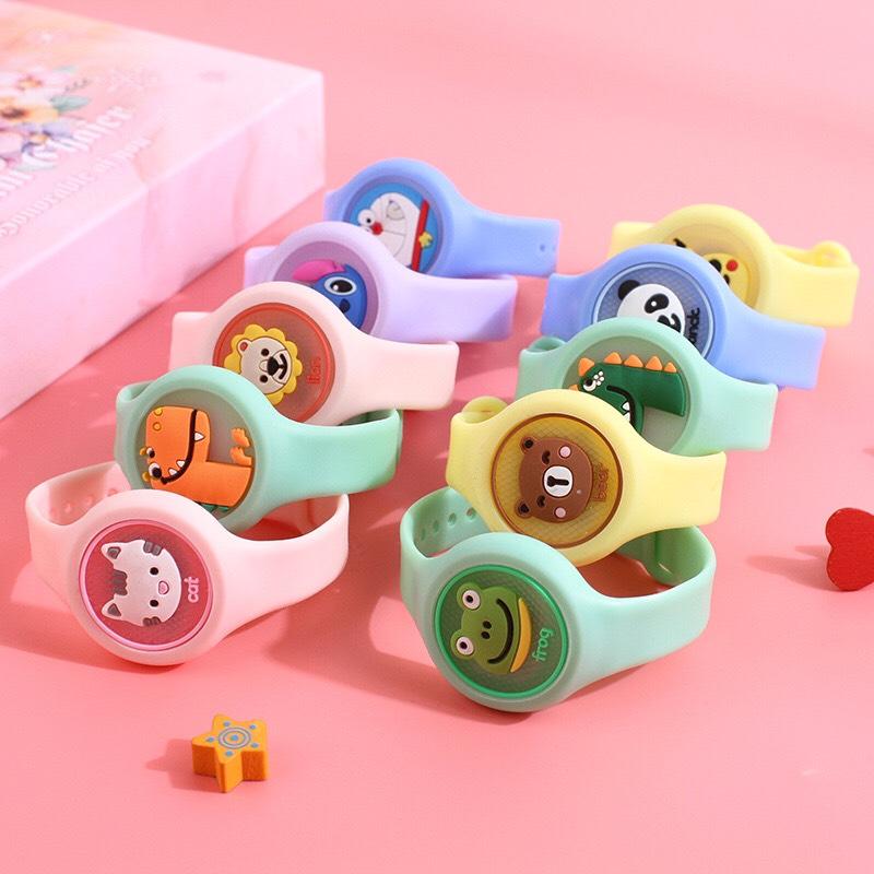 Vòng tay đuổi muỗi cho bé có đèn led phát sáng