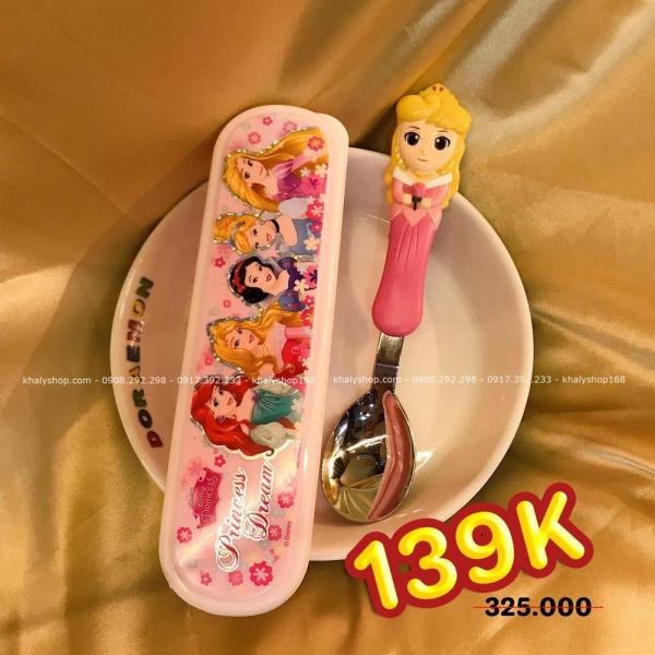 Giá bán Set muỗng ăn inox kèm hộp đựng hình công chúa ngủ trong rừng Aurora nổi 3D cho trẻ em hàng Disney - DP2134