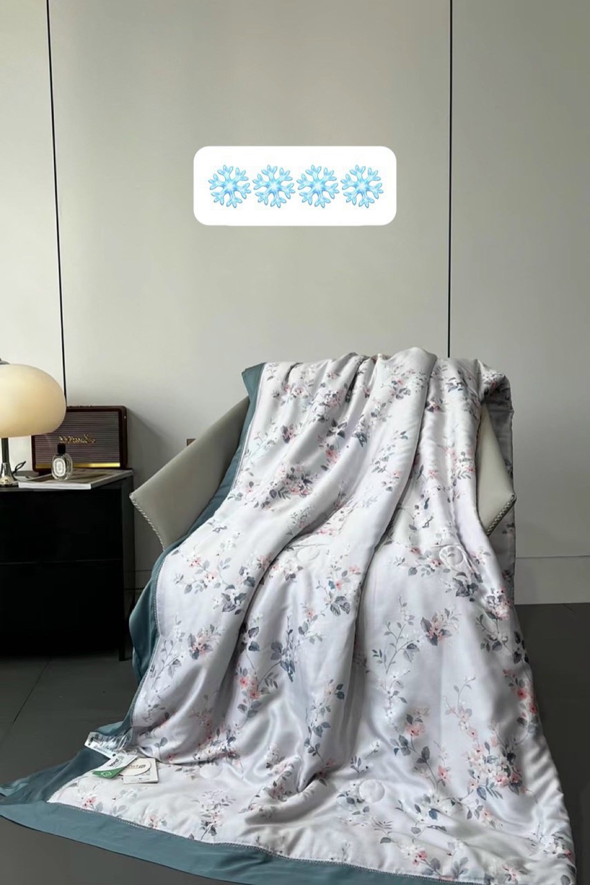 High-Quality 60S Tencel Silk Summer Blanket