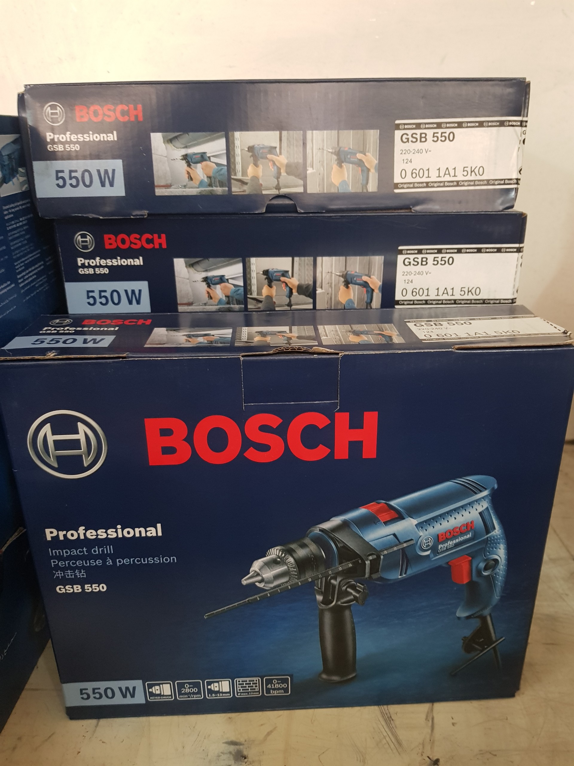 Khoan Bosch 13mm GSB550