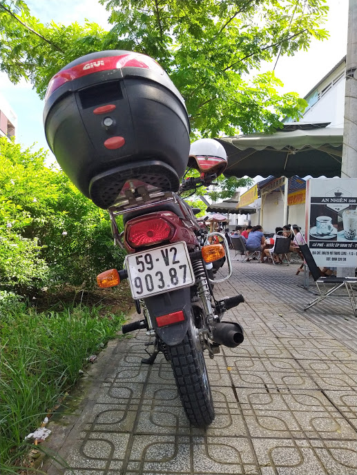 lốp Kenda 3.00-18 gai vuông Trial.