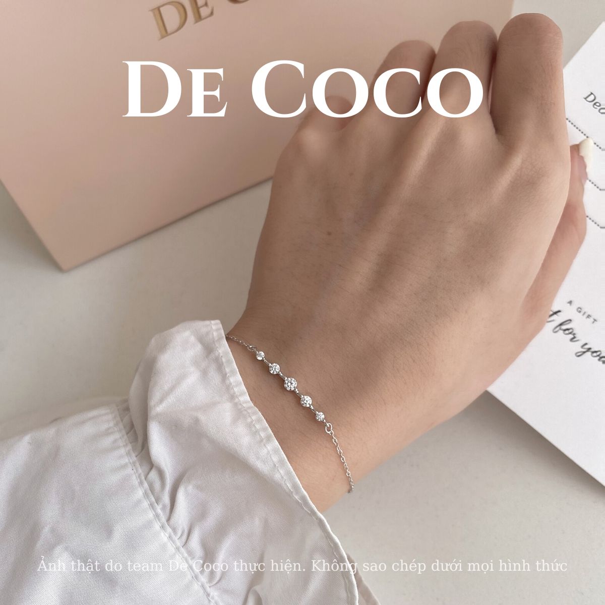 Vòng tay bạc 925 đính đá Hazel De Coco