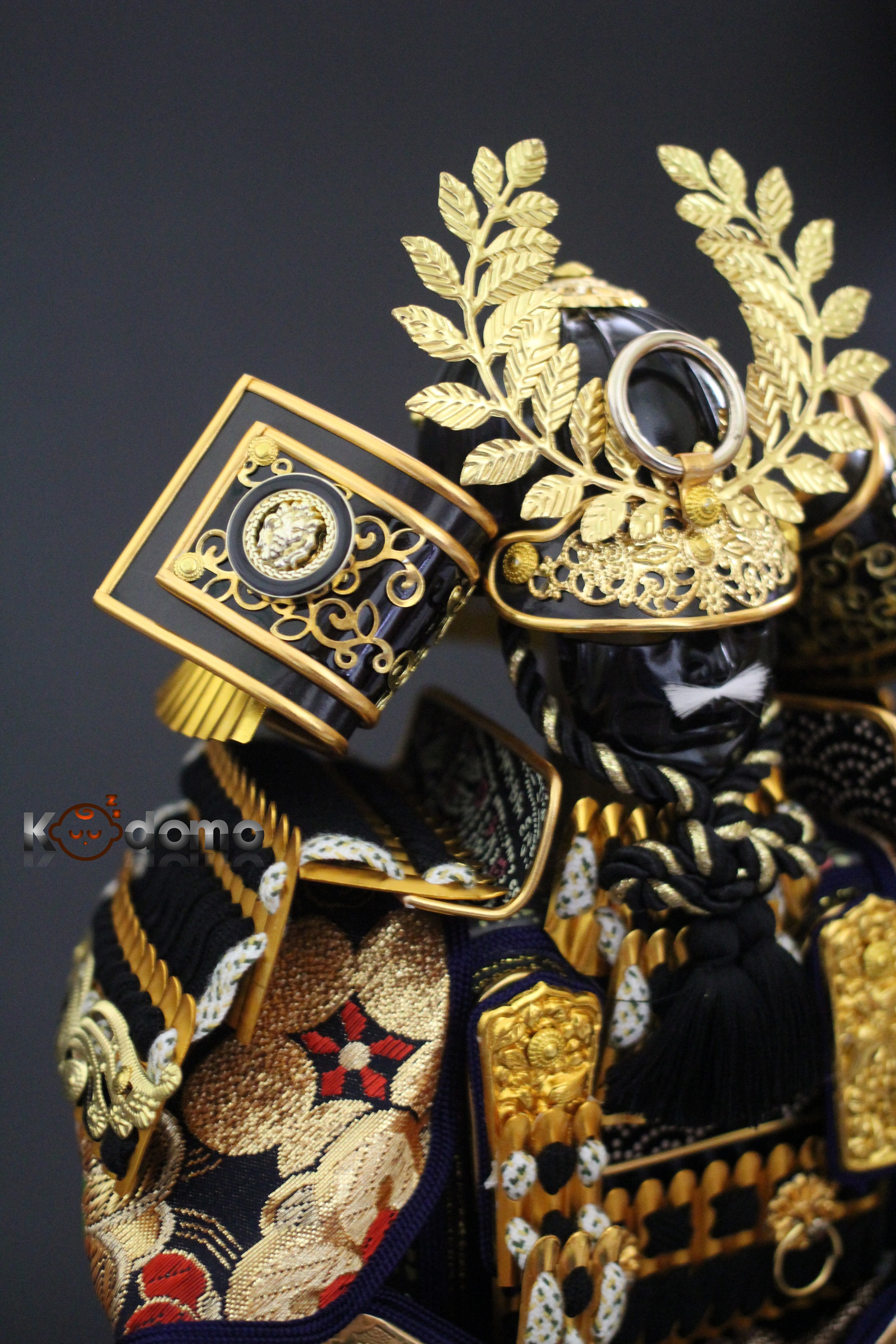 búp bê nhật bản , búp bê samurai , áo giáp samurai  , 人形 , 武者人形 , 子供大将 , 鎧 , 兜 , 五月人形, 日本武士
