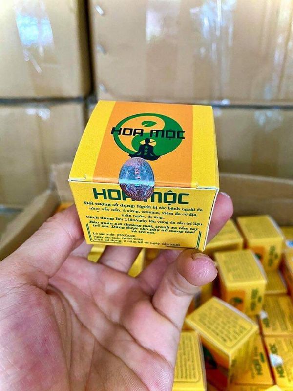 Kem bôi da Hoa Mộc hàng chuẩn