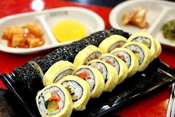 Mành tre cuốn Kimbab Sushi Hàn Quốc