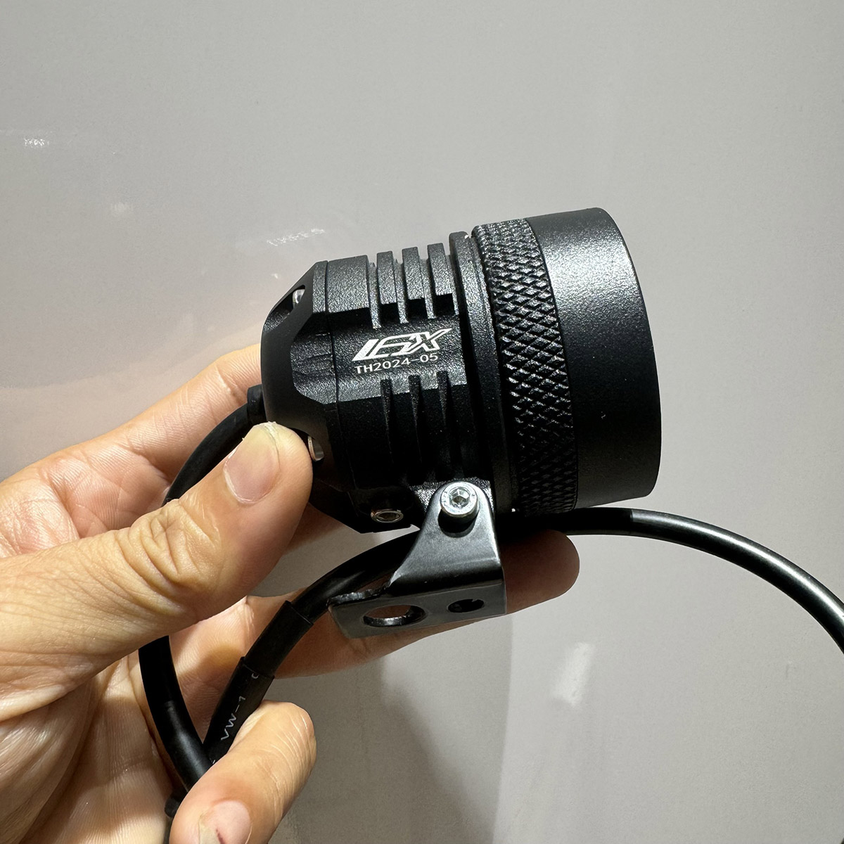 [HCM]Đèn Trợ Sáng L6X 30W Gắn Xe Máy 12V [ Kèm Phụ Kiện]