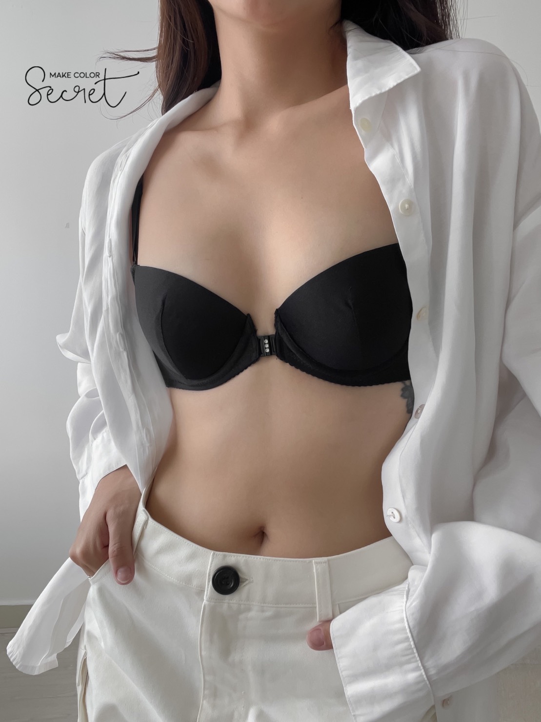 Áo ngực nữ trơn cài trước mút mỏng thoải mái .