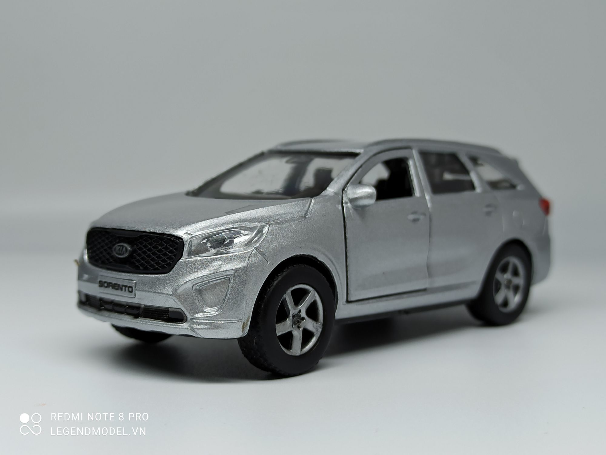 Mô hình xe Kia Sorento