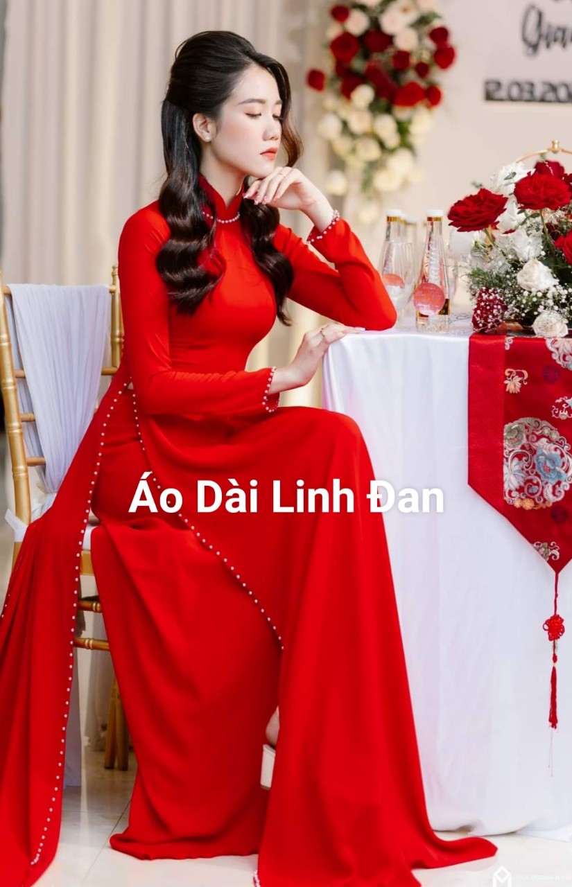 Áo dài đỏ trơn kết ngọc cao cấp - Áo Dài Linh Đan