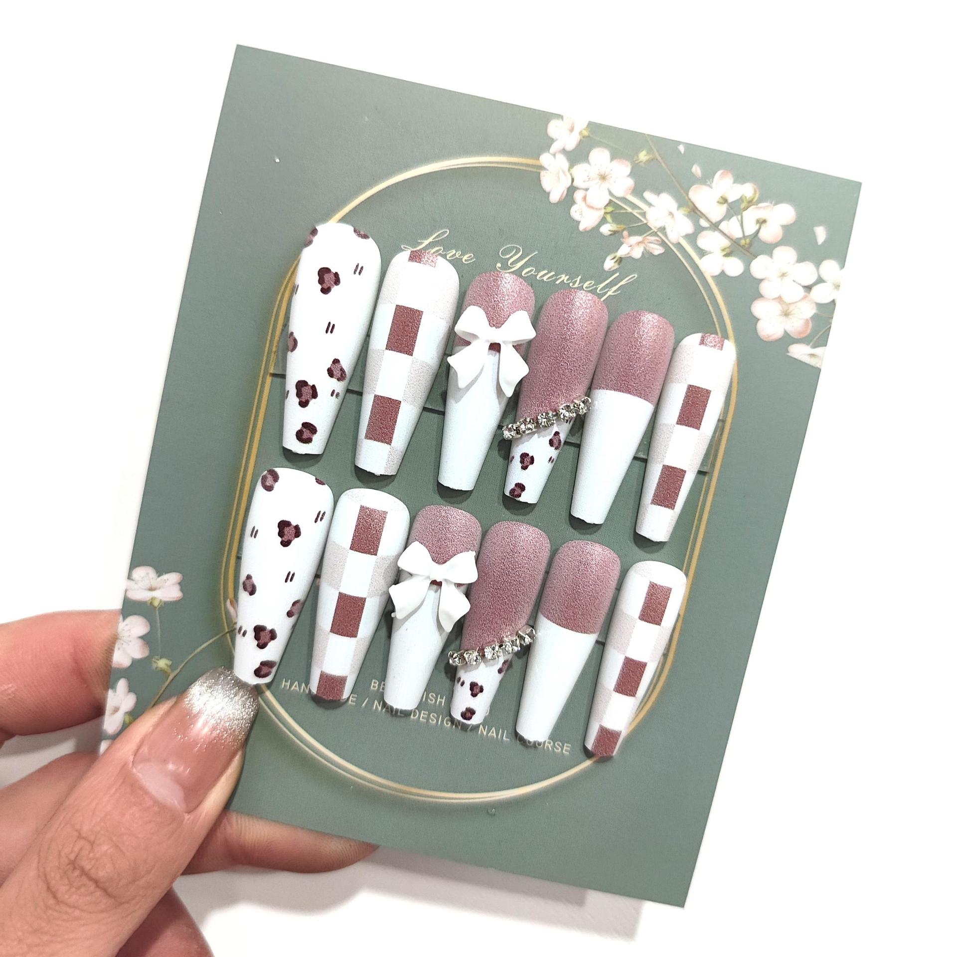 Set 24 móng tay giả, móng úp dạng dải móng, thang móng JJ02