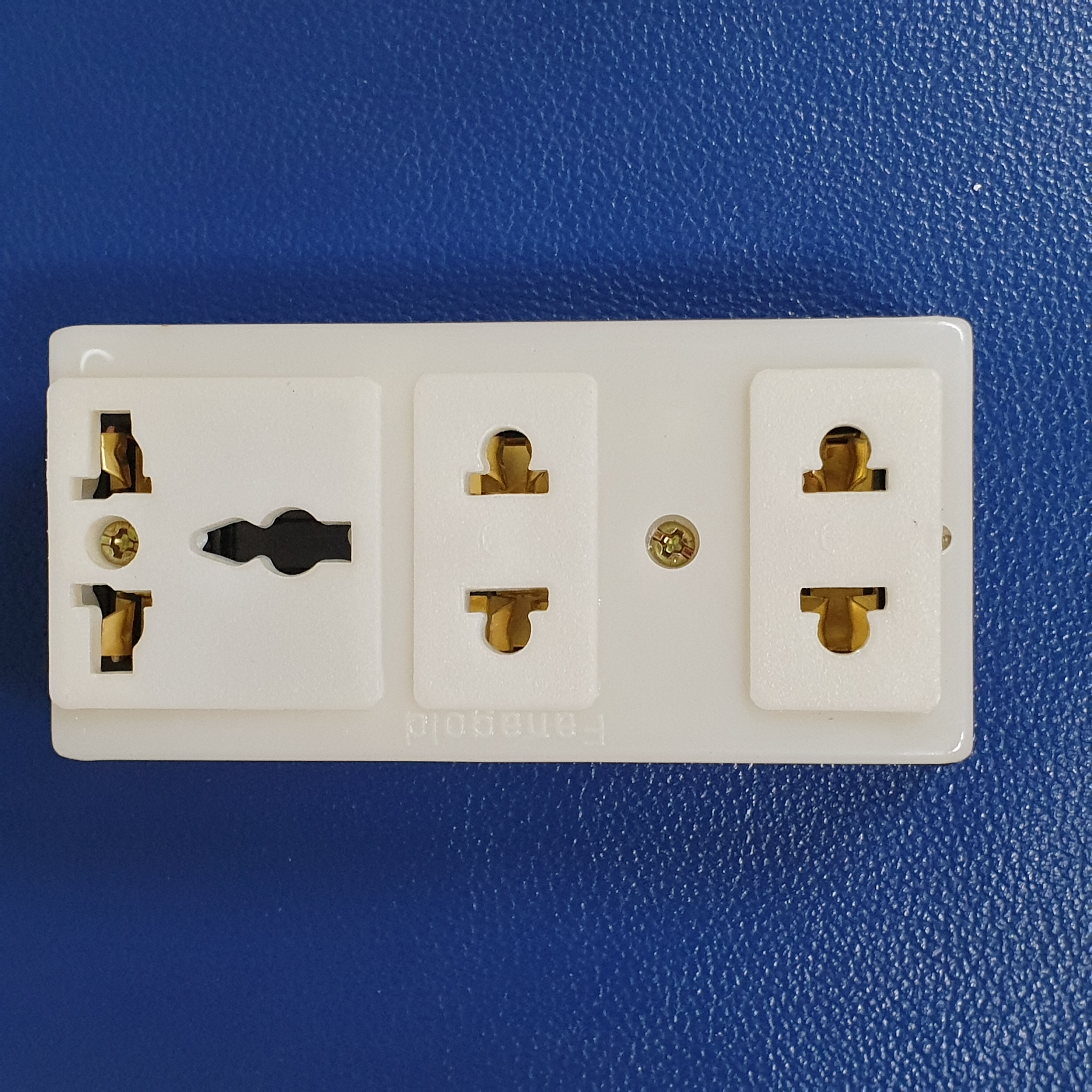 Multi-Purpose 3-Way Socket with Black Base!