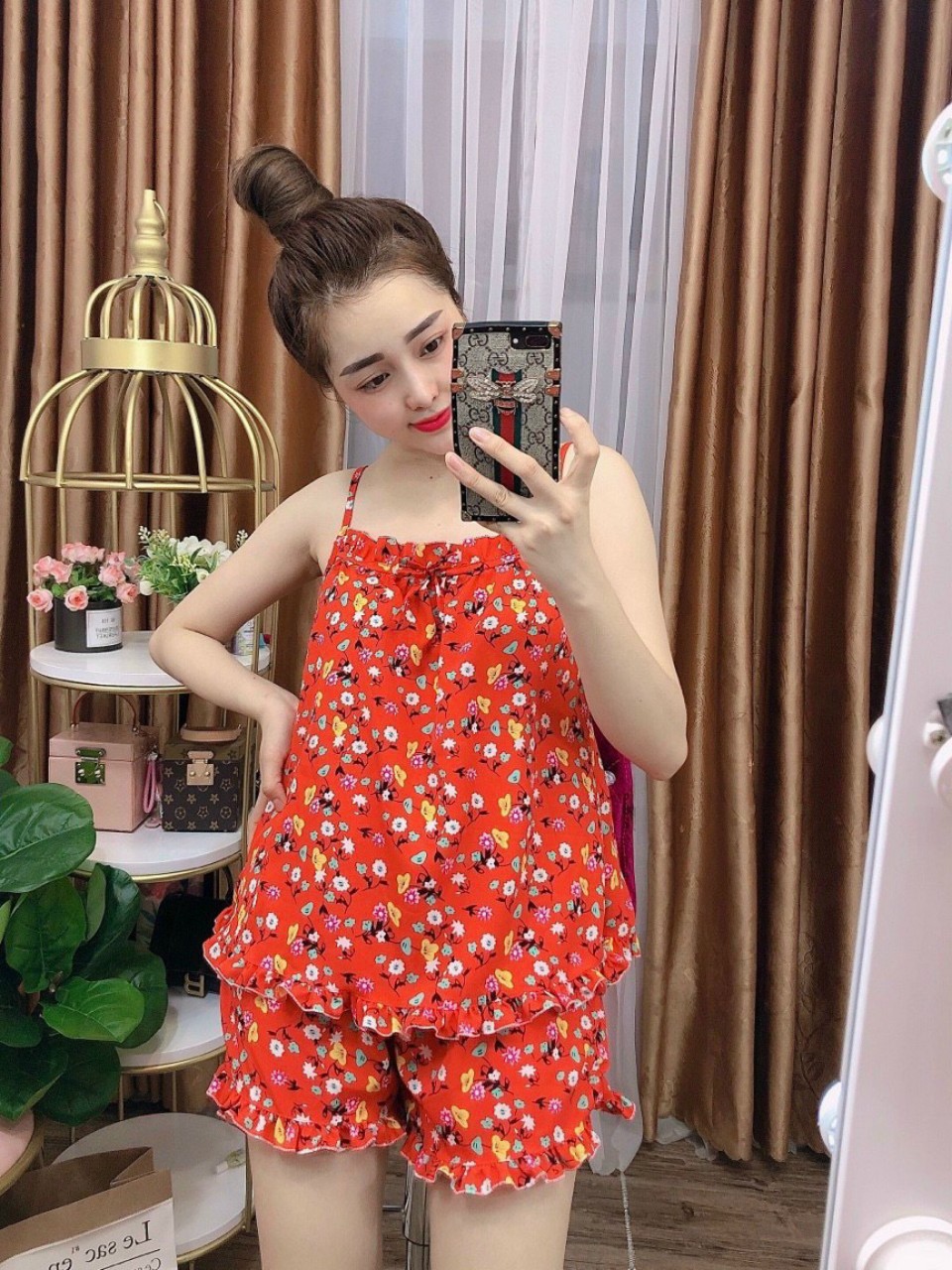 Sét bộ tiểu thư mặc nhà họa tiết siêu dẽ thương chất lụa sattin loại 1 lên form cực chuẩn tp