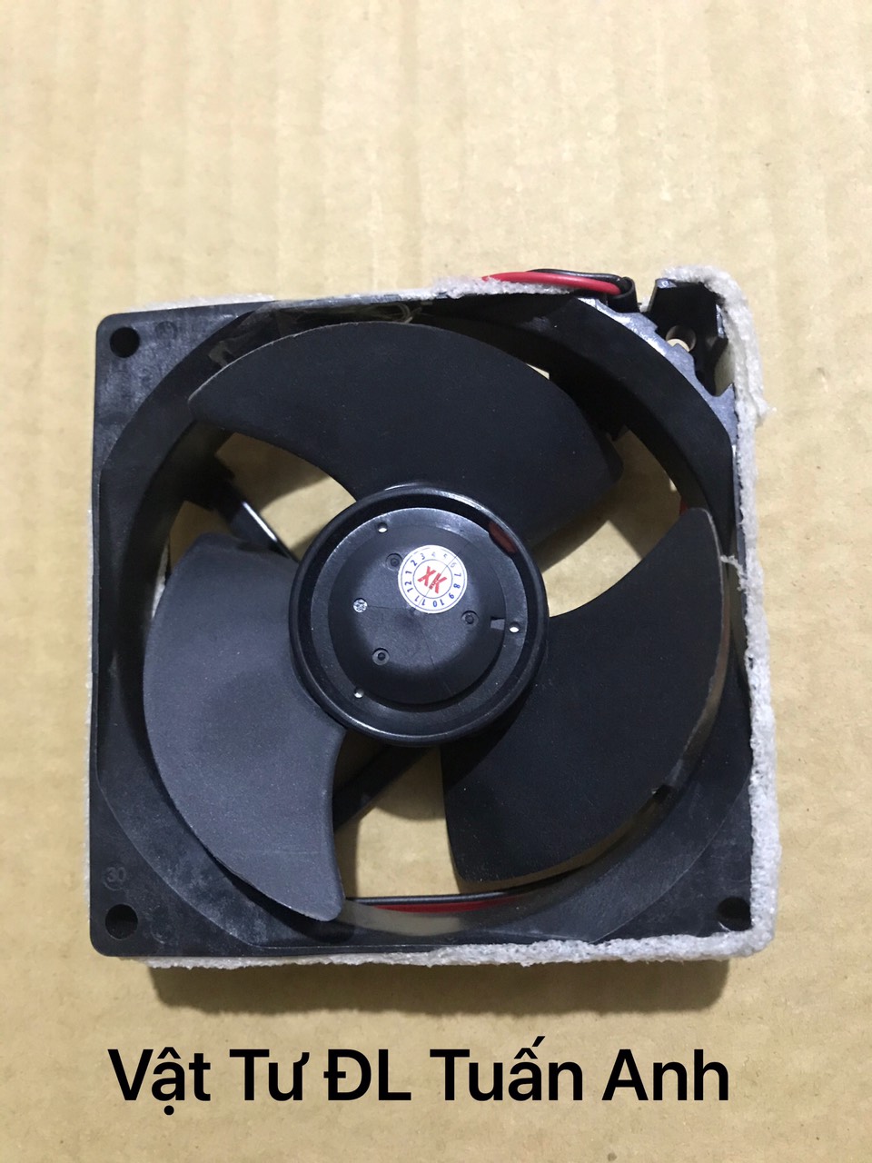 Quạt Tủ Lạnh Pana 8V DC 9cm*9cm