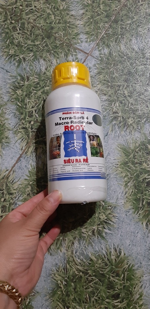 Phân bón lá cao cấp siêu ra rễ Terra -Sorb 4 Root chai 500ml