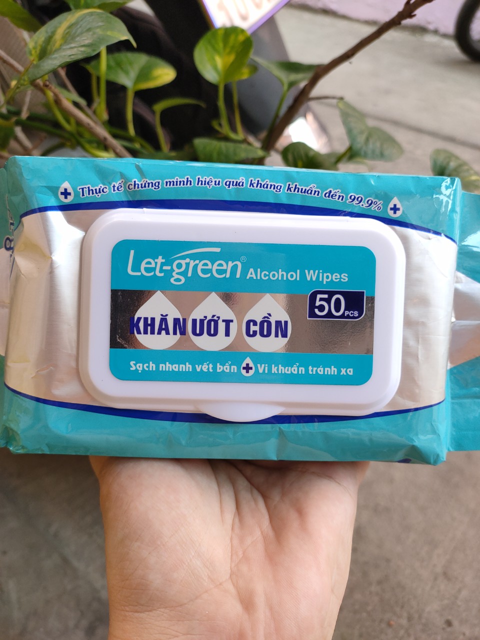 [HCM]Combo 12 bịch khăn Ướt Cồn Let-Green loại 50 miếng