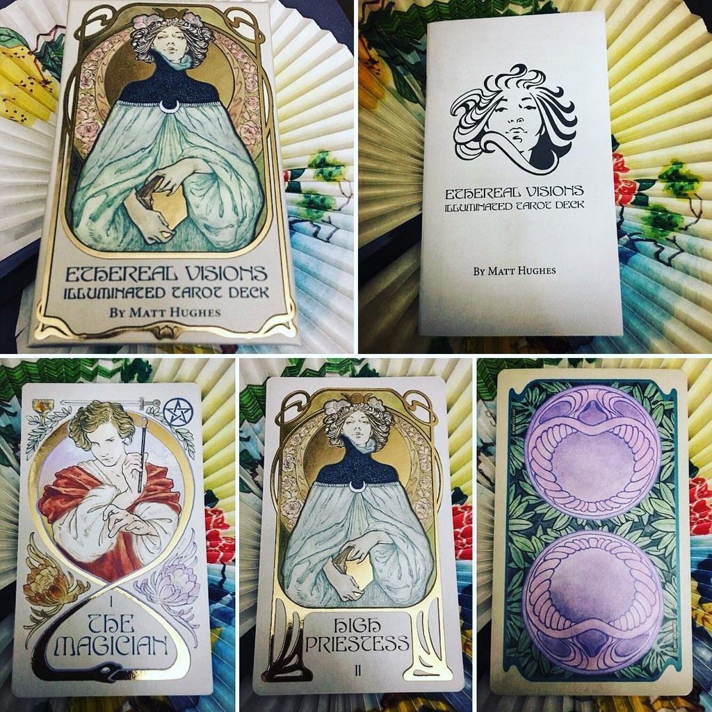 Bài Ethereal Visions Illuminated Tarot