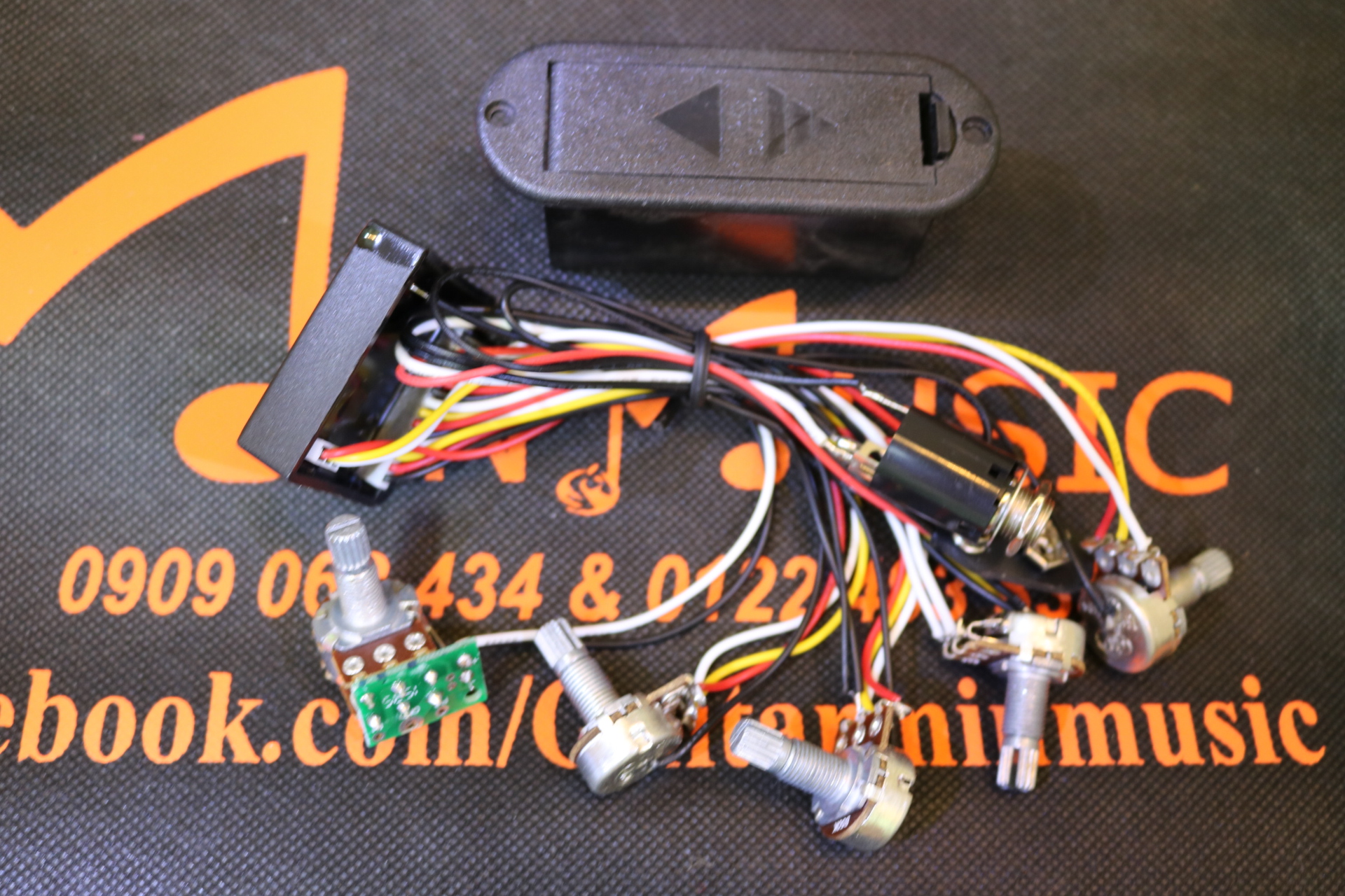 Preamp 5 Tụ Dành Cho Đàn Guitar Bass