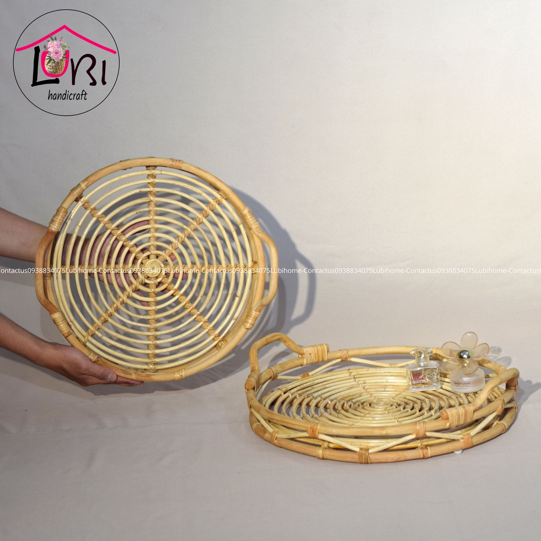 Round rattan trays - set of 3
