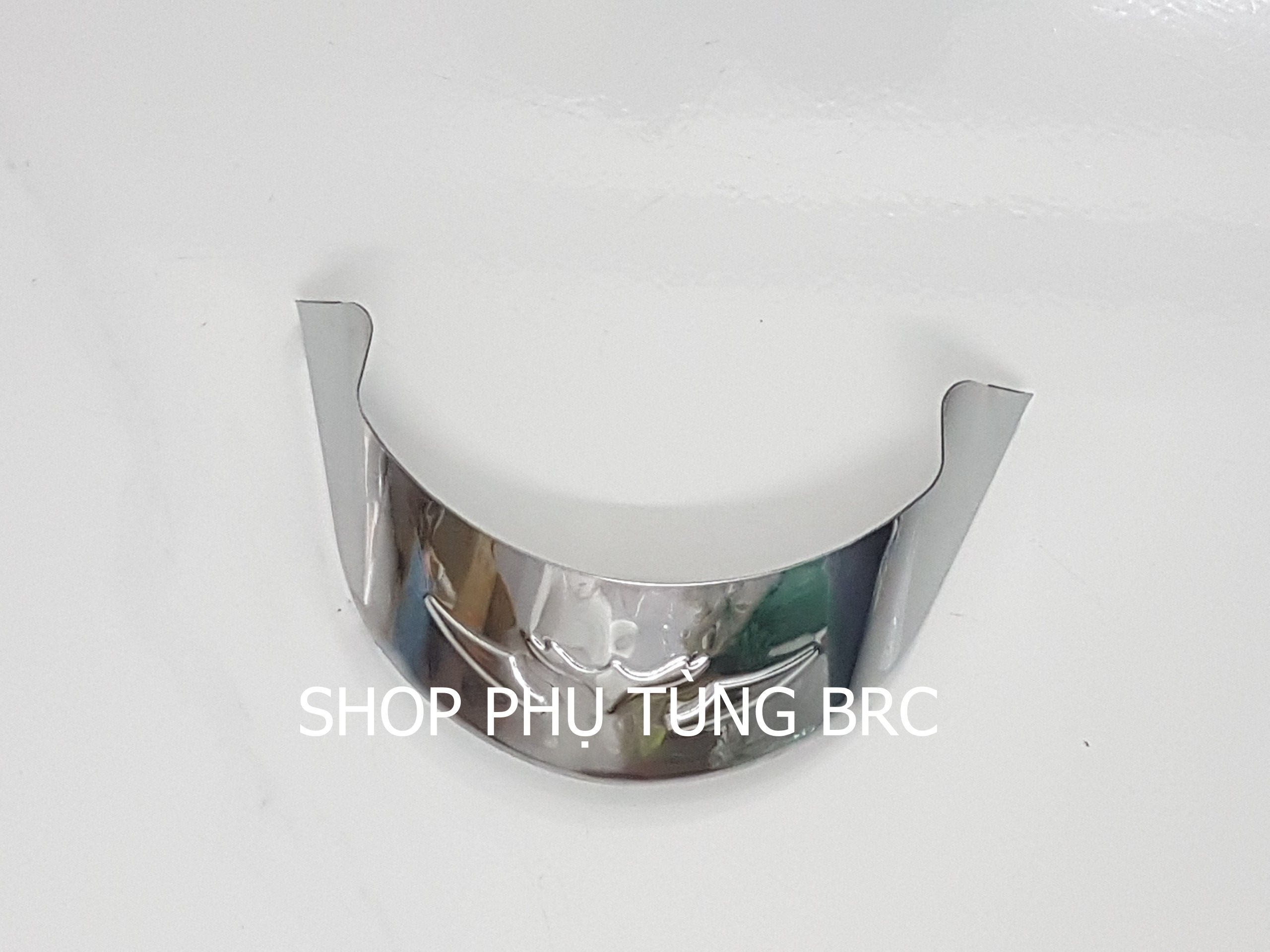 Bộ ốp mỏ dè INOX xe VISION đời 2021.