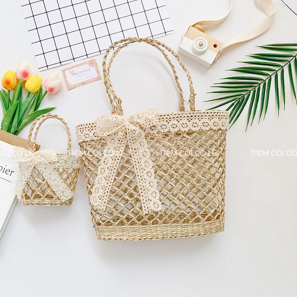 Túi cói đi biển đan móc nơ ren điệu đà 2 size cho mẹ và bé, làn thưa xinh xắn decor chụp ảnh - tiệm cói cô lê
