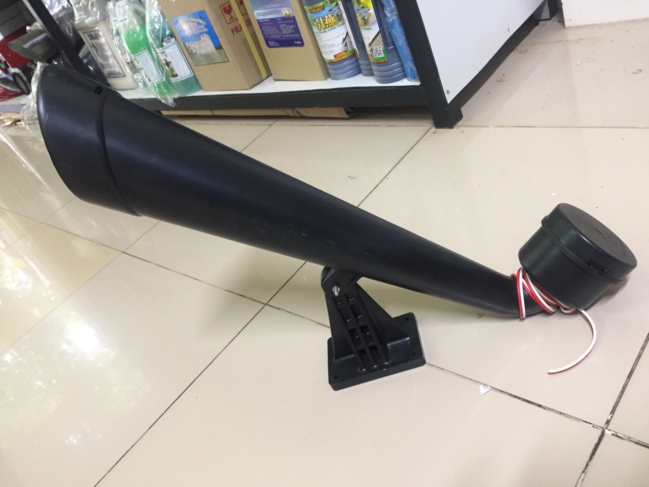LOA PHÓNG ĐƠN NGOÀI TRỜI VS 6000