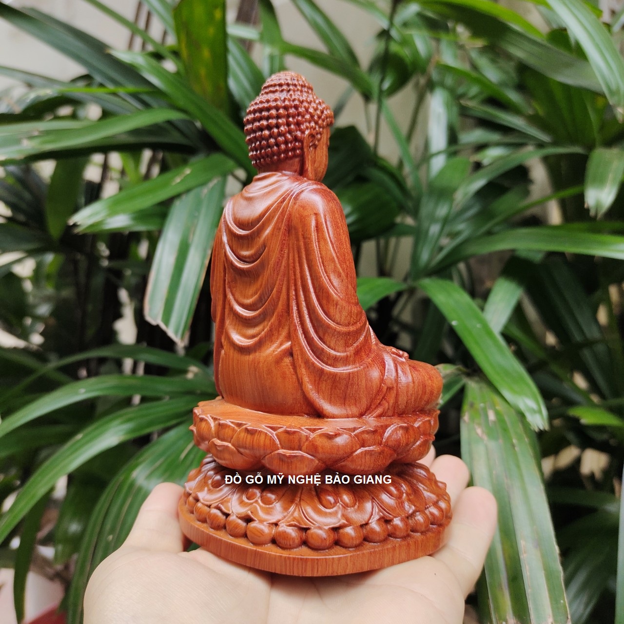 Tượng phật thích ca gỗ hương