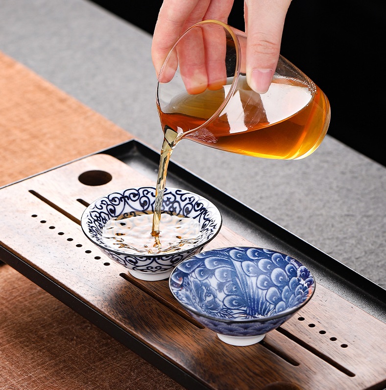 Chén Sứ Cảnh Đức Dáng Nón Dùng Uống Trà
