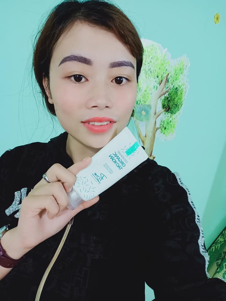 sữa rửa mặt OGANIC TẢO Xoẵn Pizu