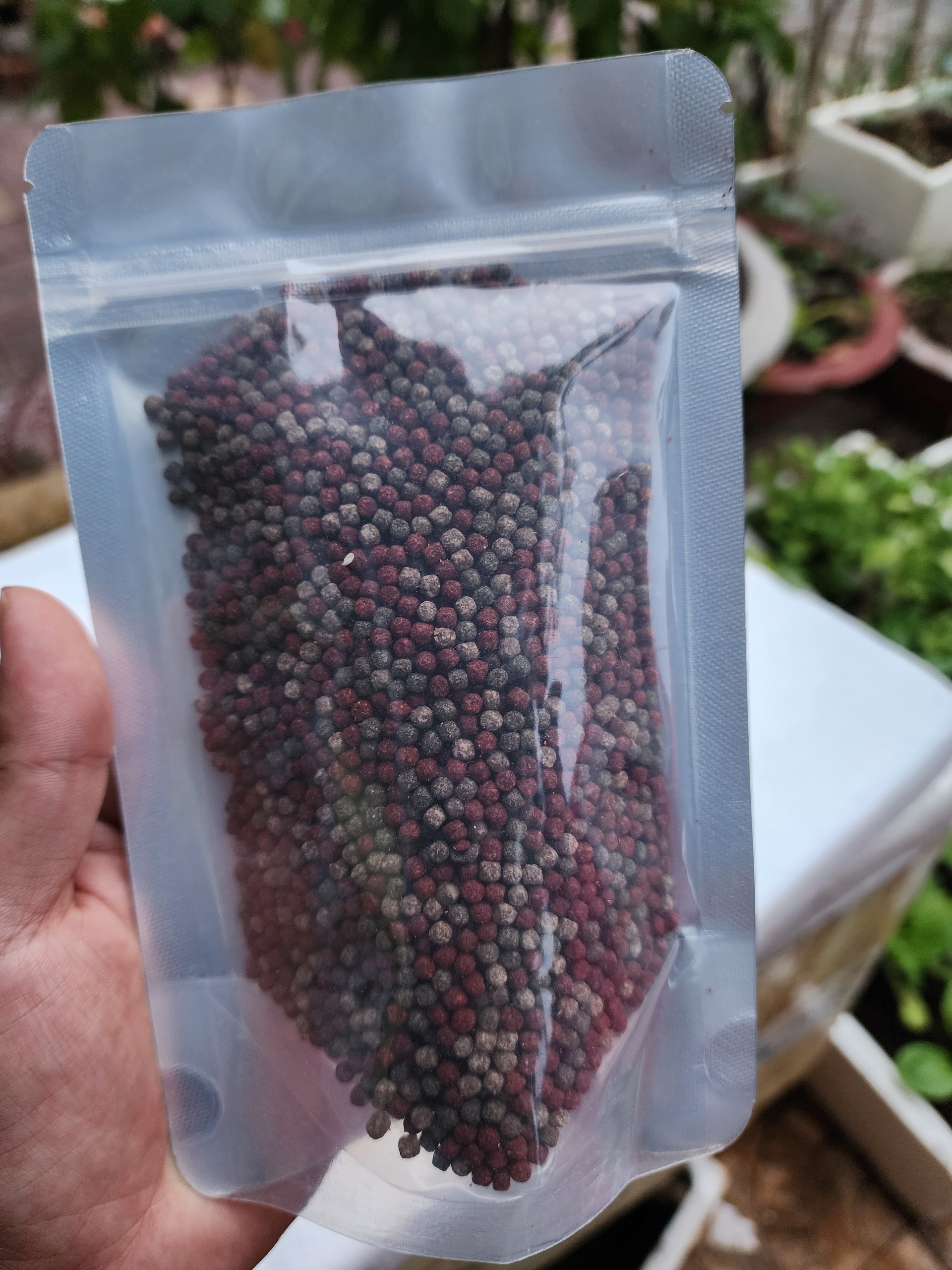 Công Thức Độc Quyền  - Cám Cá La Hán Đ&N (Hạt Lớn)-  Gói 100g
