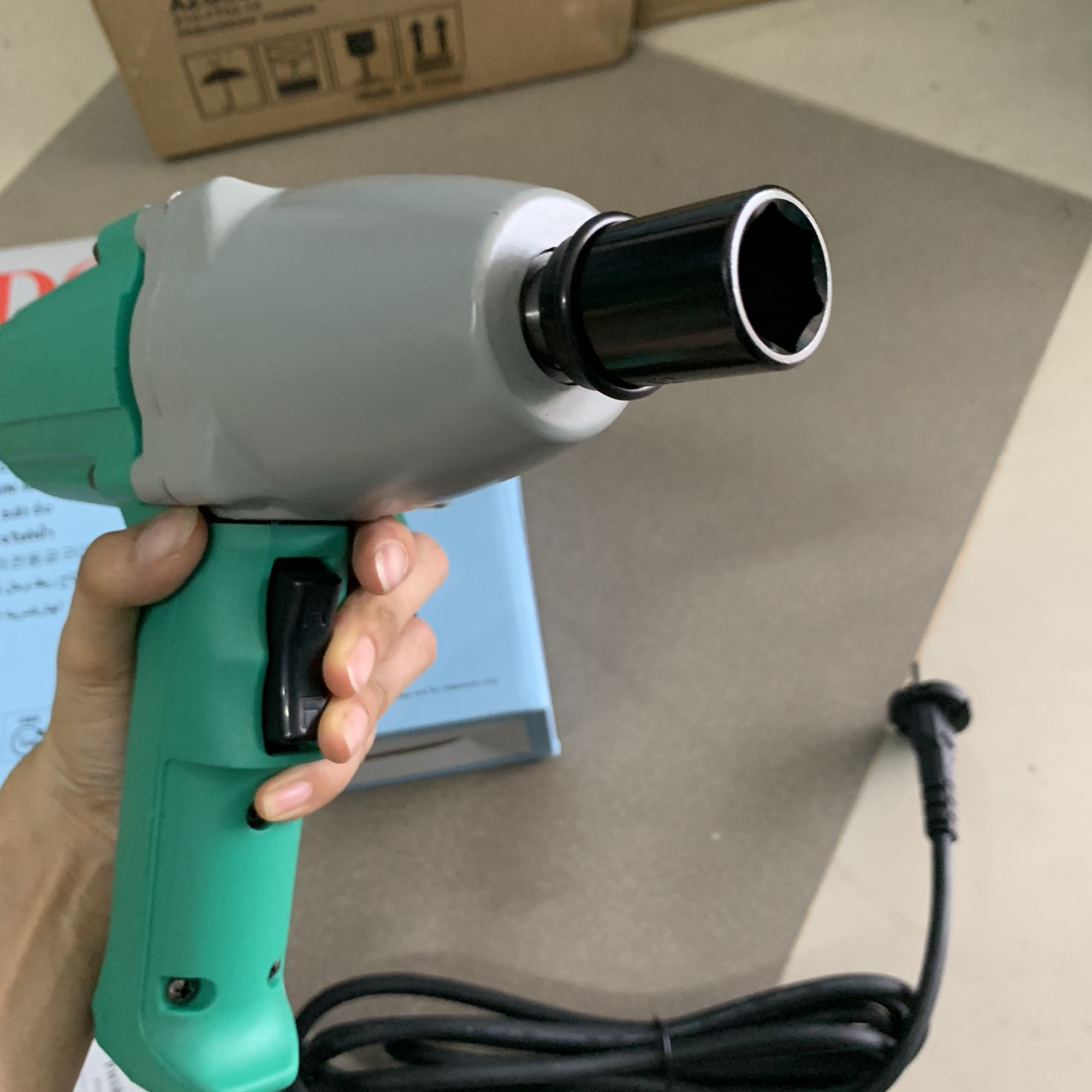 1/2" Máy vặn bulông 300W DCA APB12