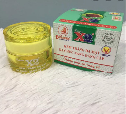 Kem trắng da mặt đa chức năng đẳng cấp 20g X2