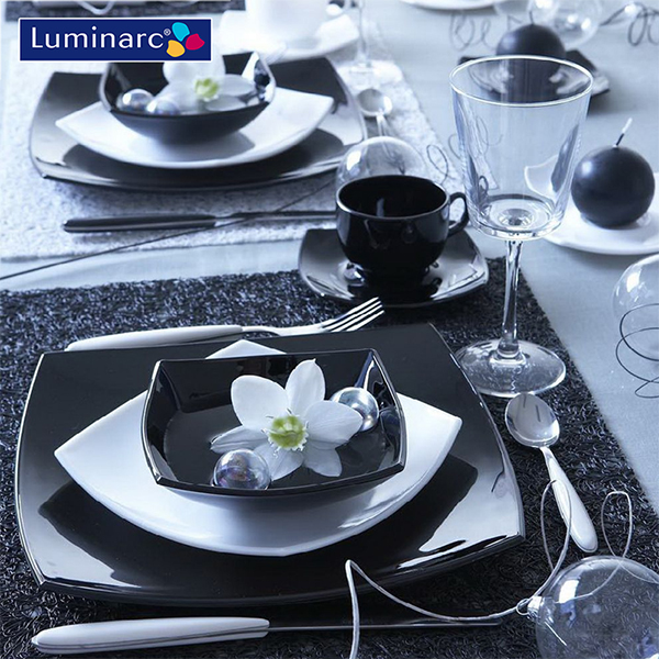 Đĩa thủy tinh Luminarc Quadrato Noir 19cm-D7200