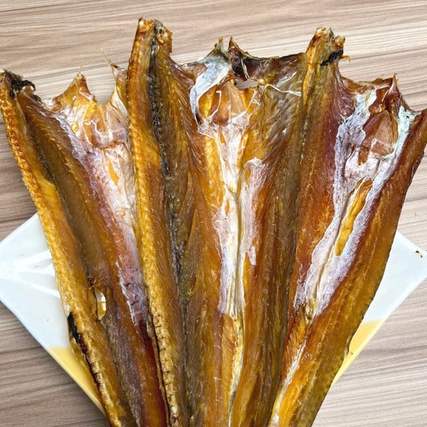 Khô Cá Mối Trắng- [PHƠI KHÔ THỦ CÔNG] - chuẩn cá mối biển tươi Cà Mau