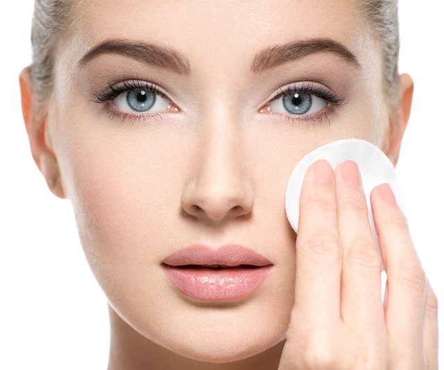 Bông tẩy trang IPEK 150 Miếng