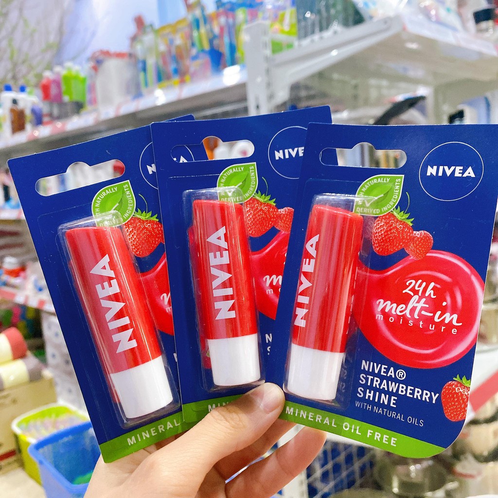 Son Dưỡng Môi Nivea 4.8g có màu & không màu