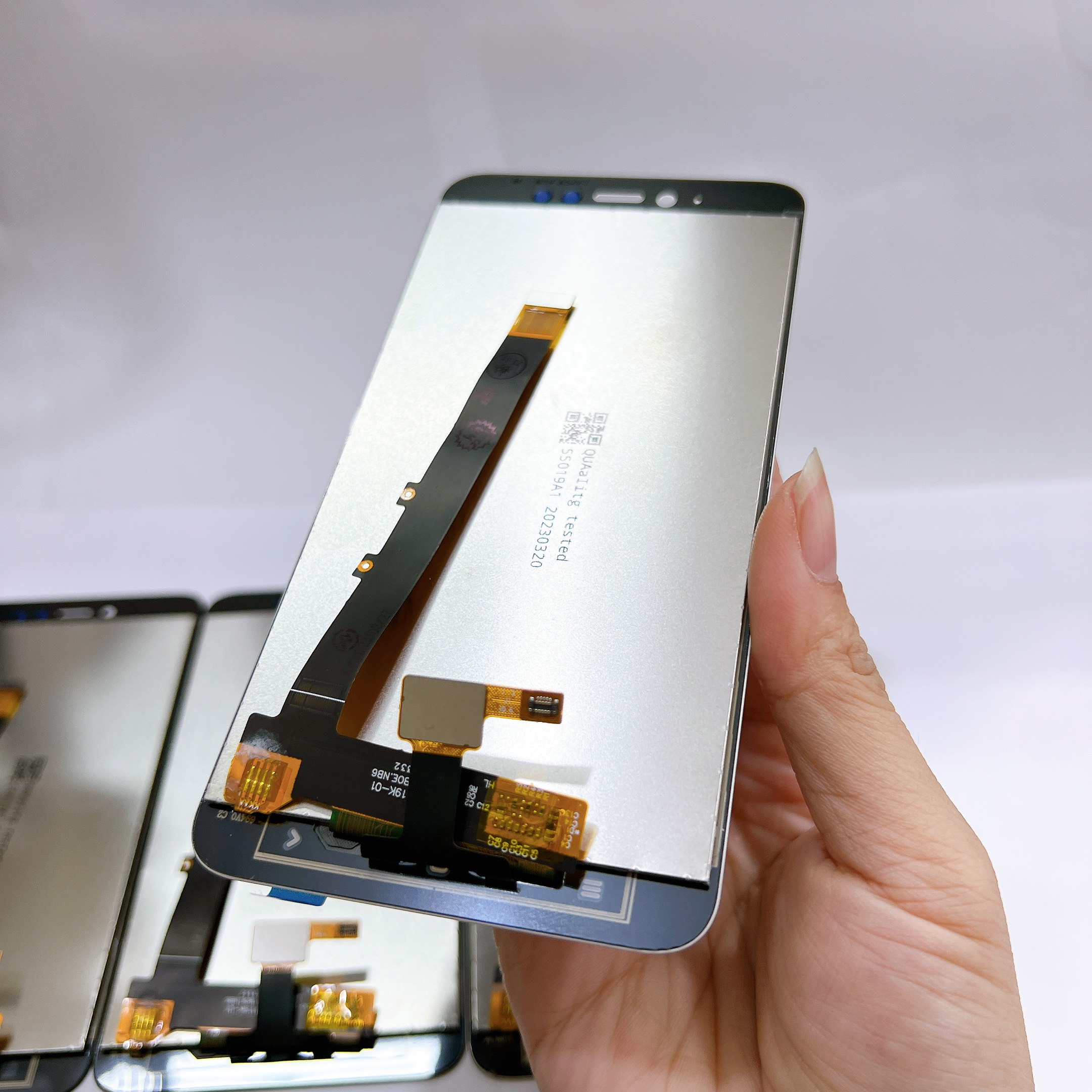Màn hinh Xiaomi Redmi Note 5A Prime / MDG6S (Trắng , Đen)