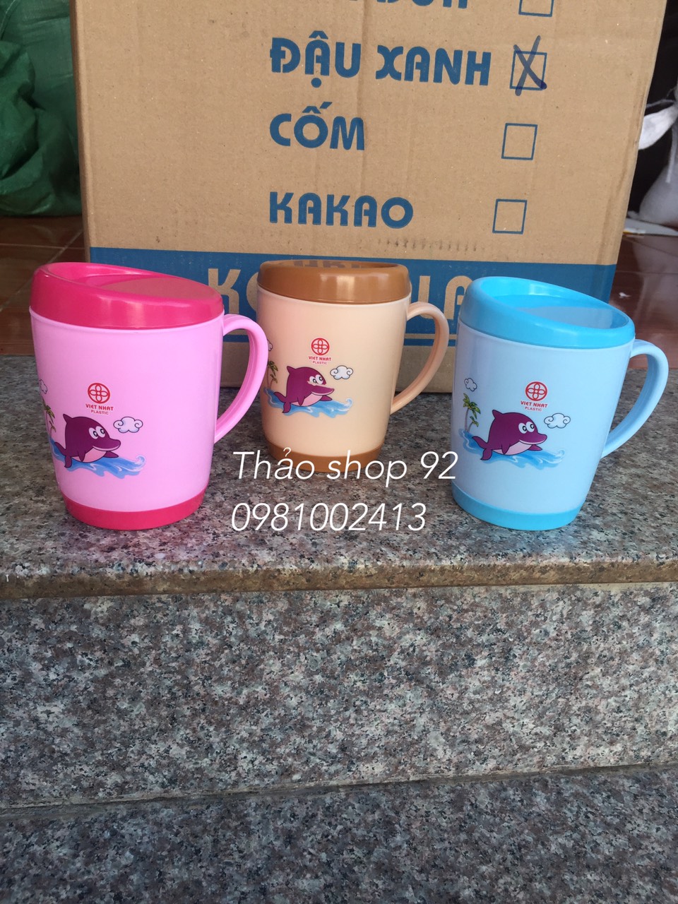 Cốc uống nước có nắp Việt nhật