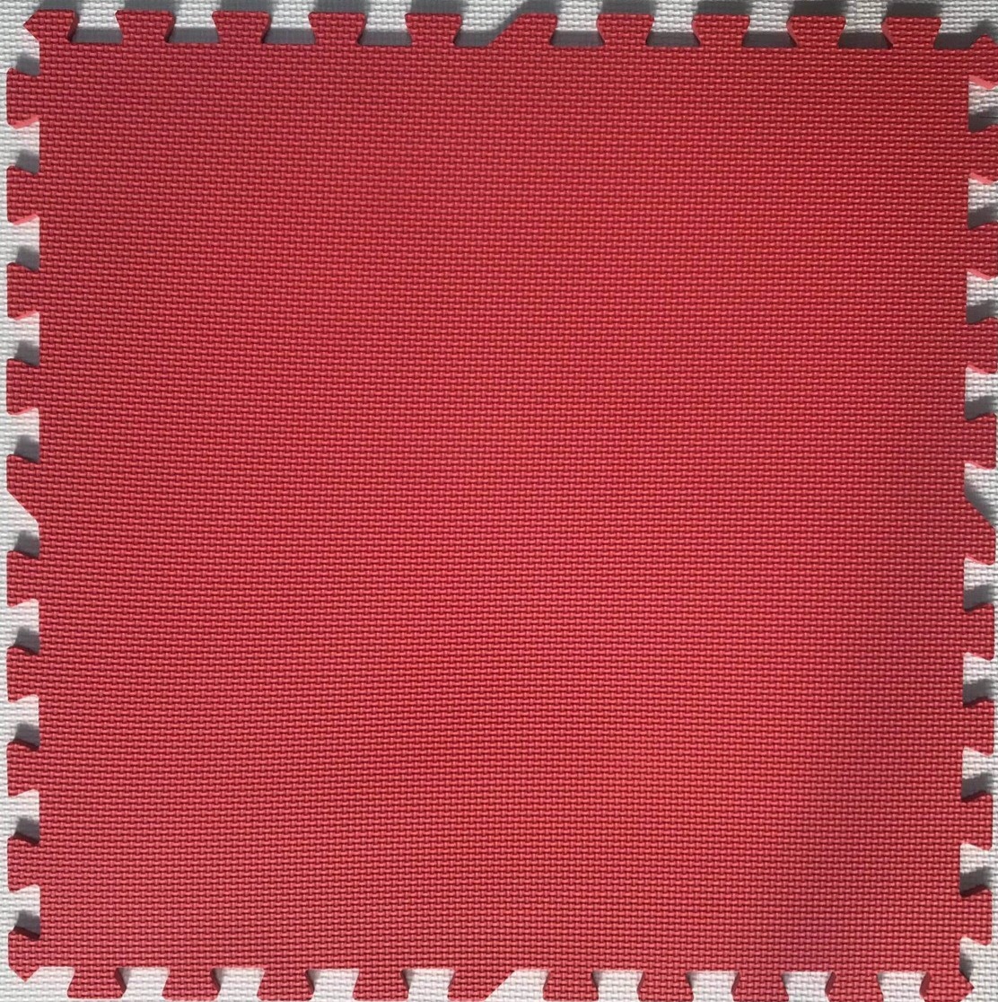 Thảm xốp màu đỏ hồng 60*60*1.0