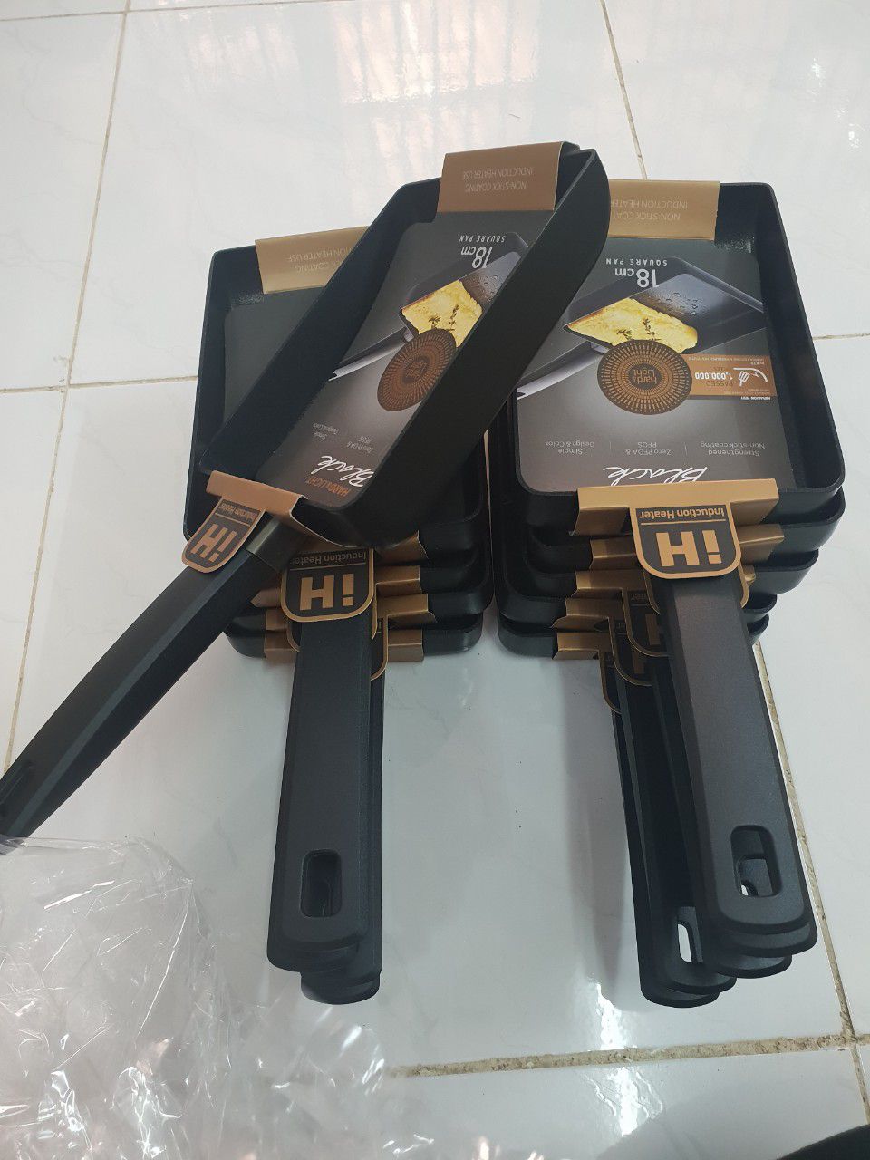 [HCM]Chảo vuông chiên trứng Lock&Lock 18cm