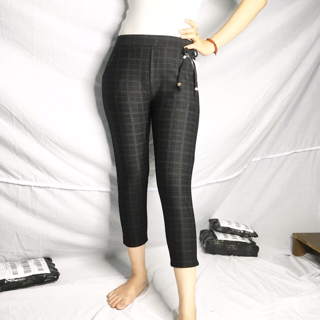 [HCM]Quần karo lửng lưng thun hàn quốc size 40-65kg (khách coi phần mô tả dùm shop nhé)